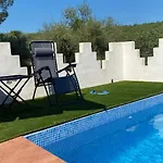Lo Tros Semesterbostad Botarell